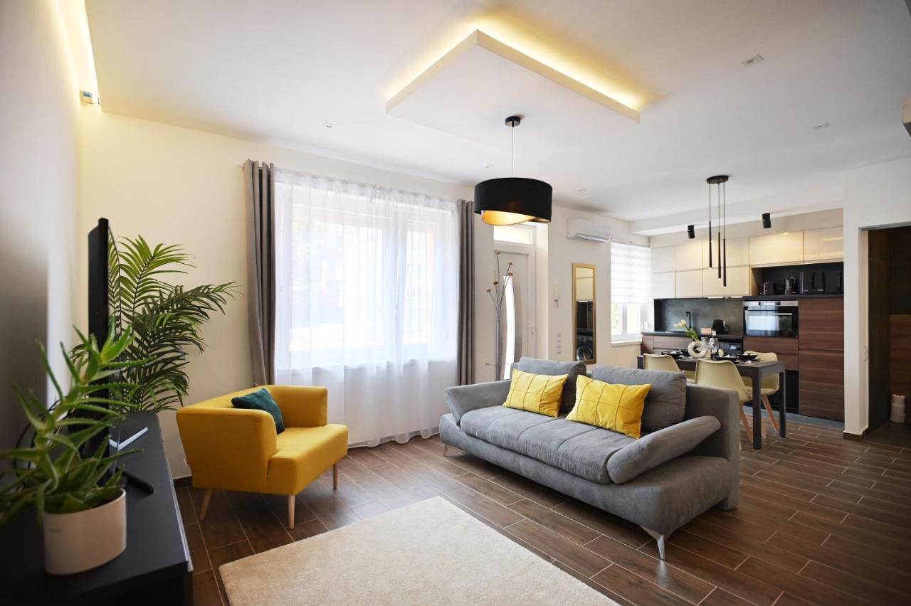 Zóra Apartman Eger Exterior foto