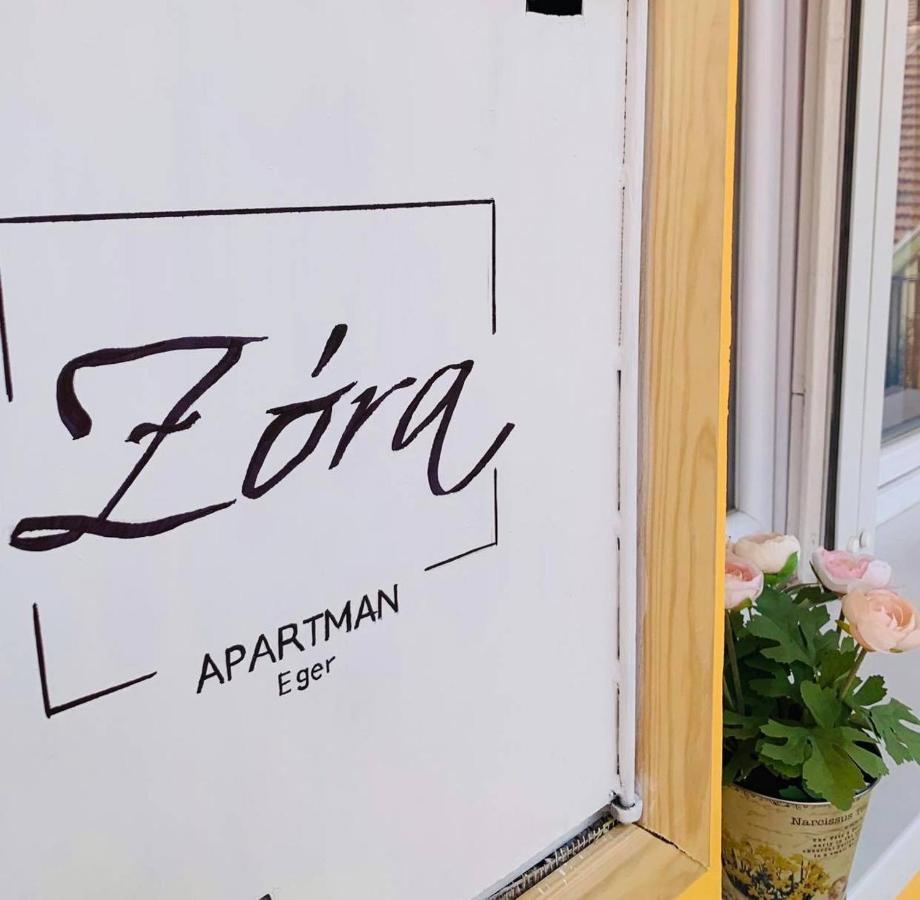 Zóra Apartman Eger Exterior foto